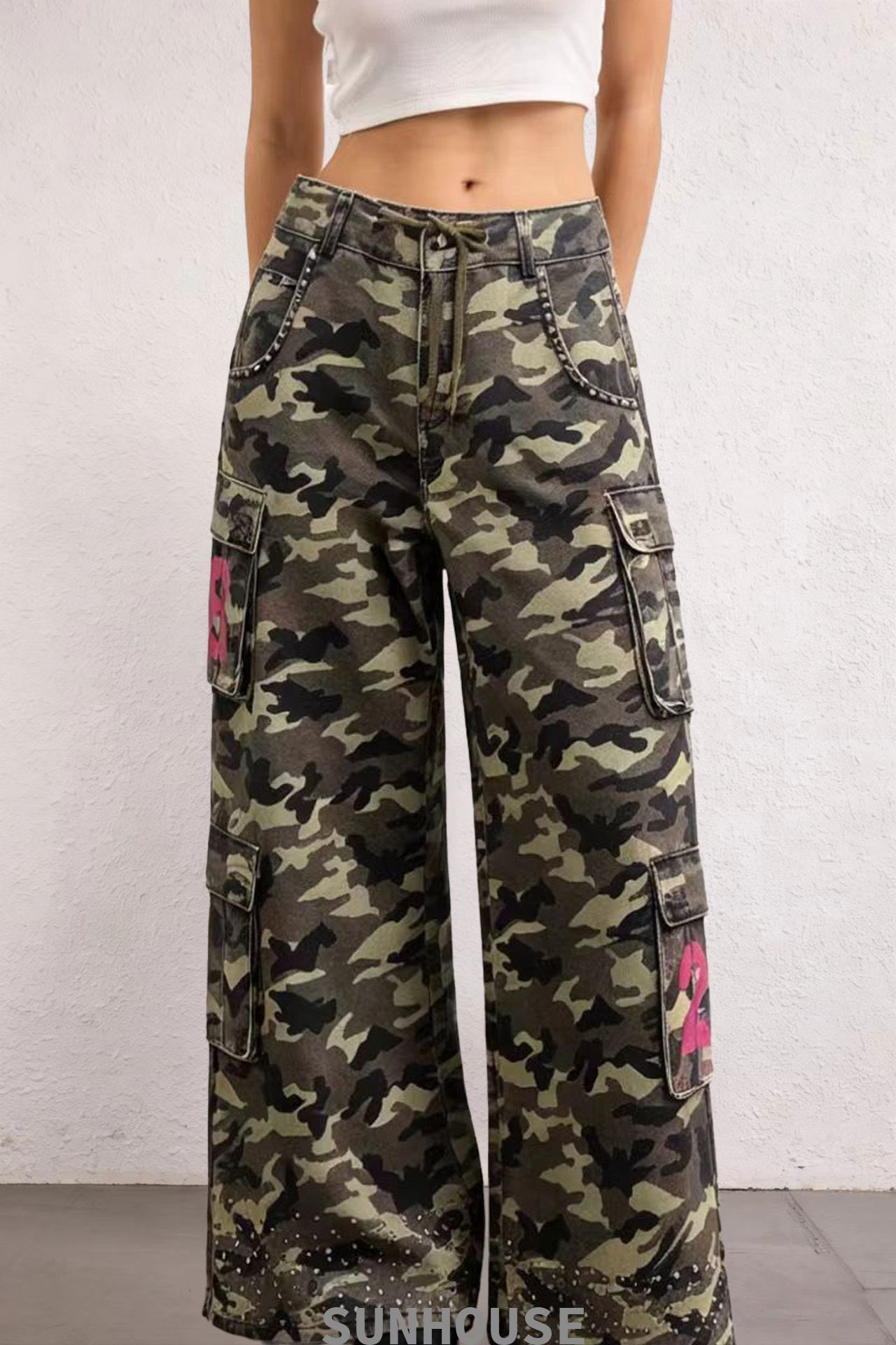 Camouflage straight-leg pants